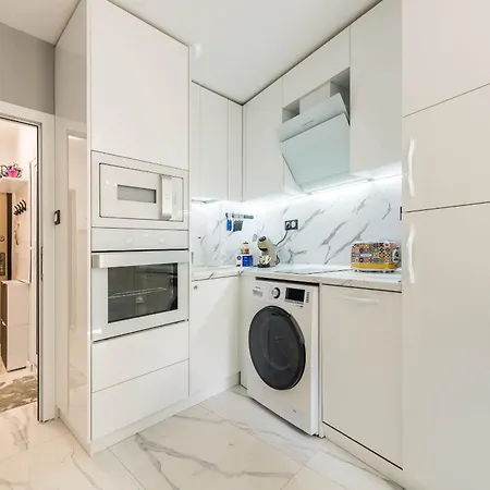 Dany's * ヴァルナ